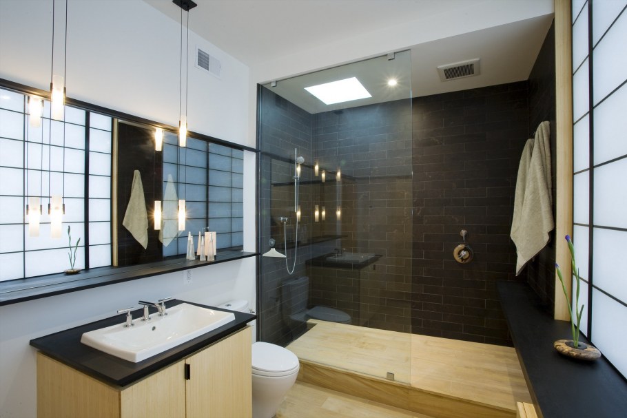 Стильная душевая комната