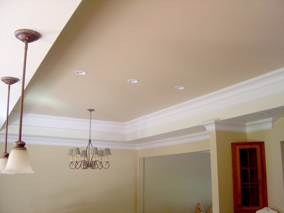 Натяжной потолоксатовый