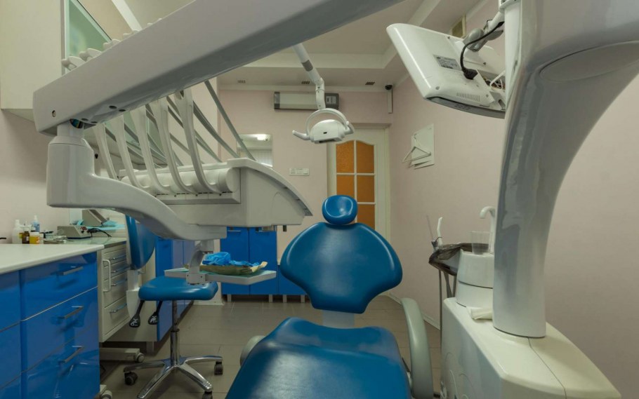 Галерея улыбок стоматология Санкт-Петербург Красуцкого