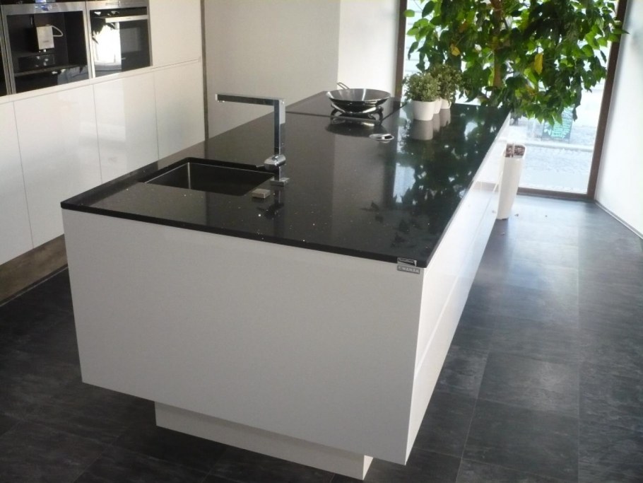 Технистоун бриллиант Блэк