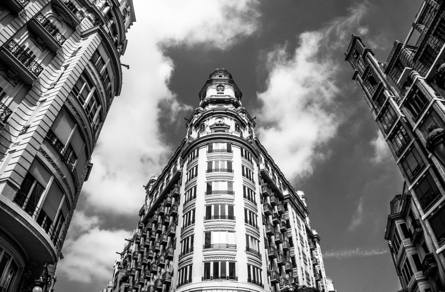 Жилой дом чб