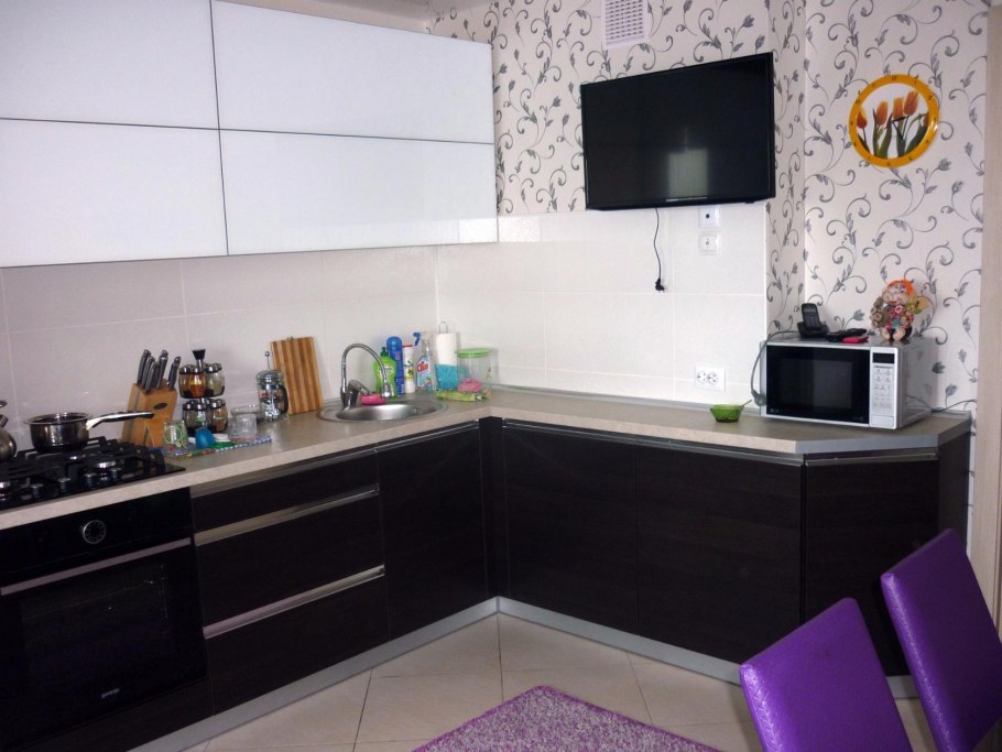 Классическая кухня венге