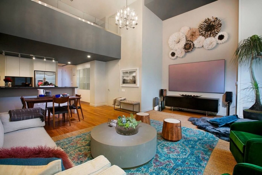 Натяжные потолки в интерьере