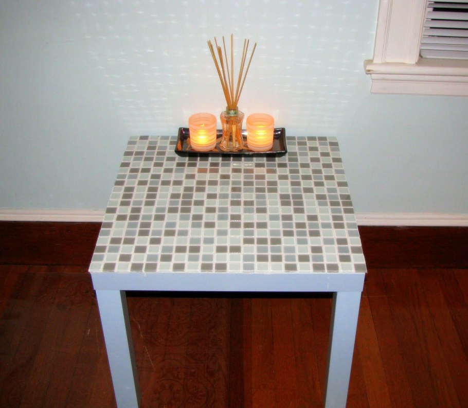 Столешница отделанная плиткой