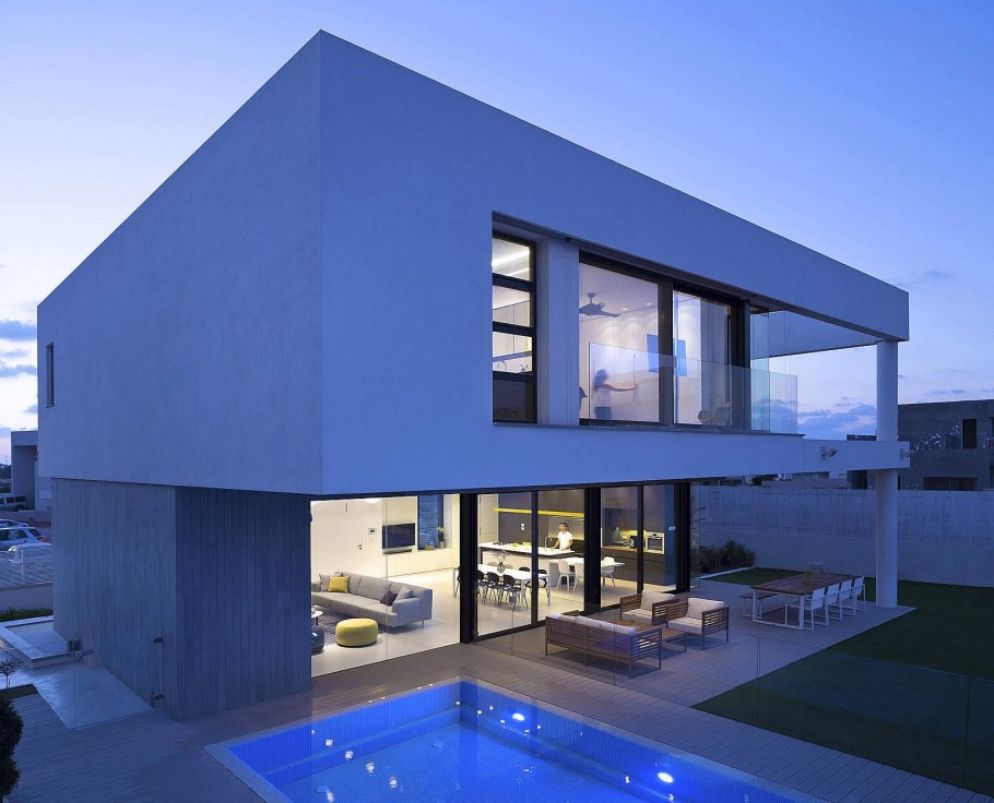 Дома встили минимализма