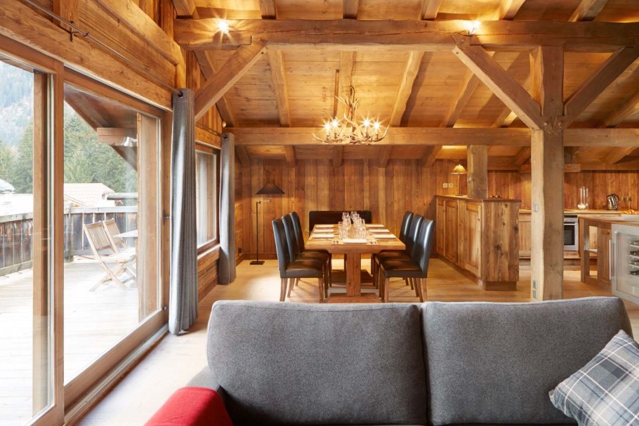 Веранда в стиле Шале