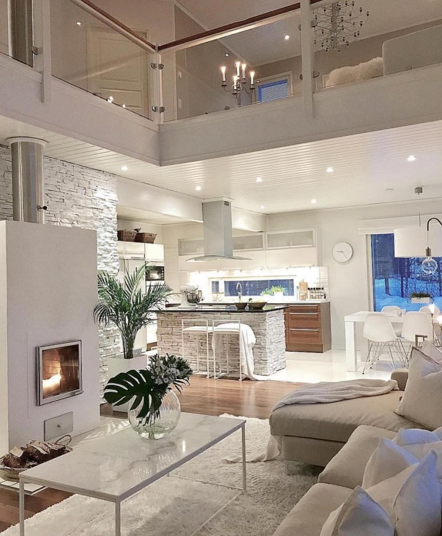 Кухня столовая гостиная второй свет