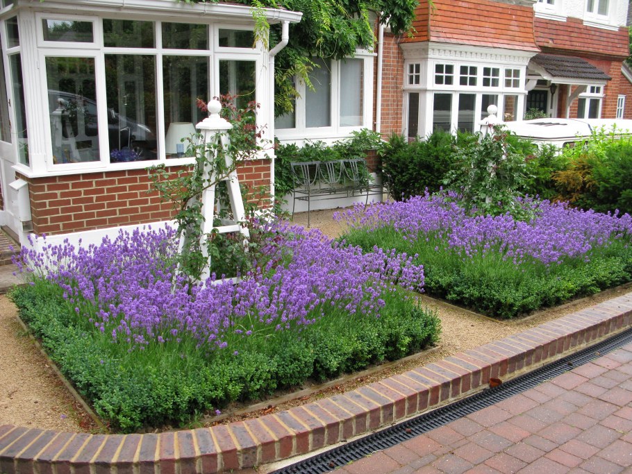 Цветочные клумбы своими руками