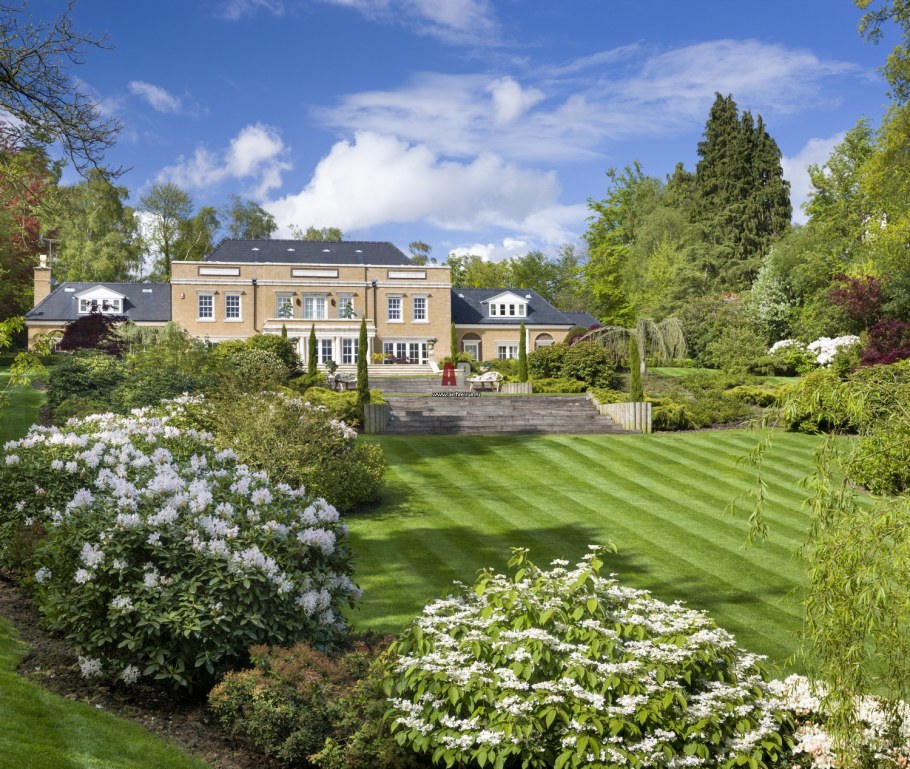 Террасный сад в графстве Суррей