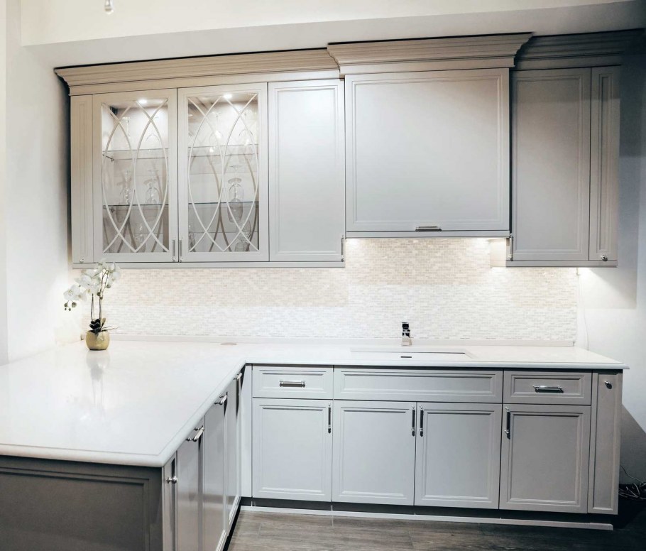 Кухня Зов эйвон белая