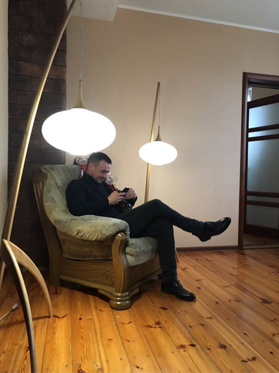 Кресло с торшером