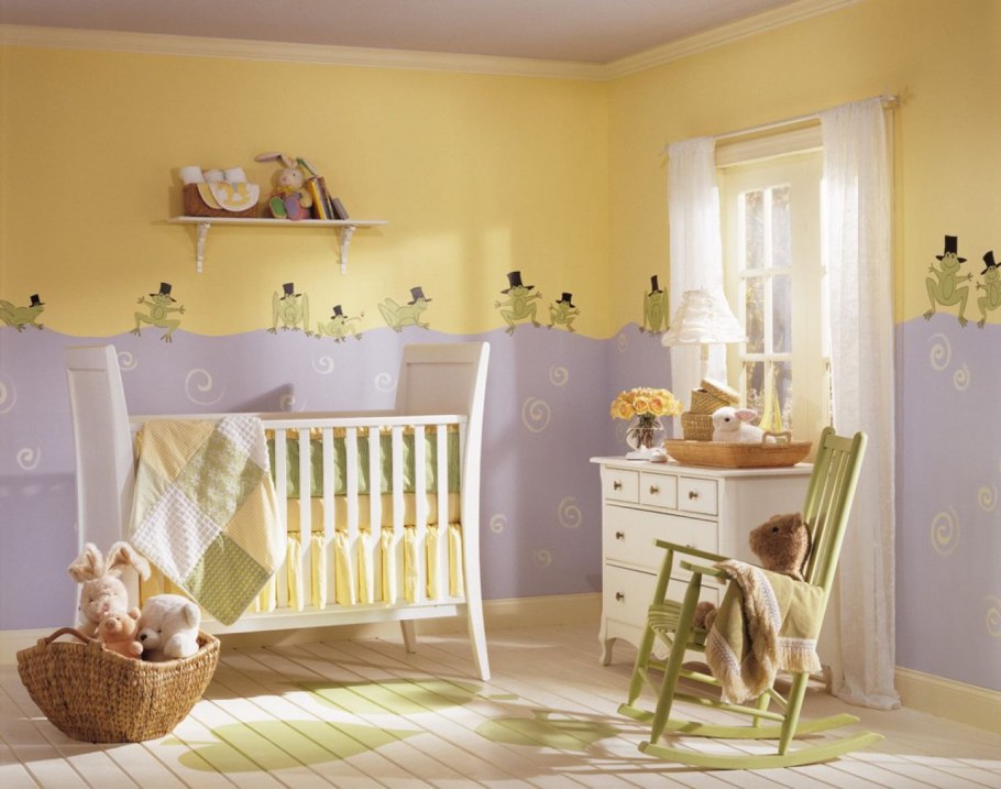 Детская в желтых пастельных тонах