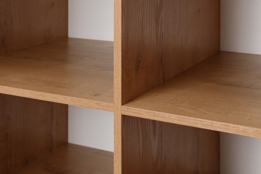 Кухня со столешницей вяз