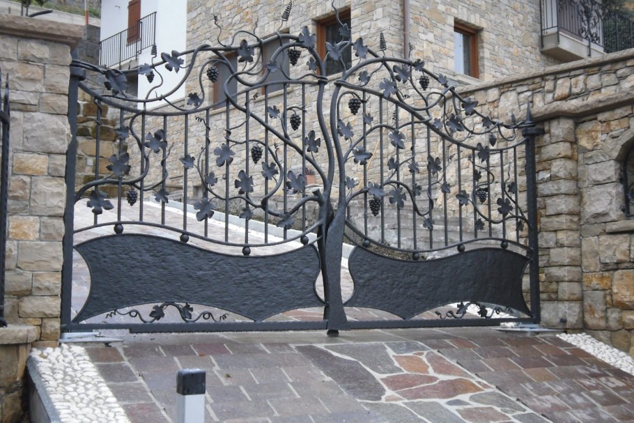 Решетка для лестницы