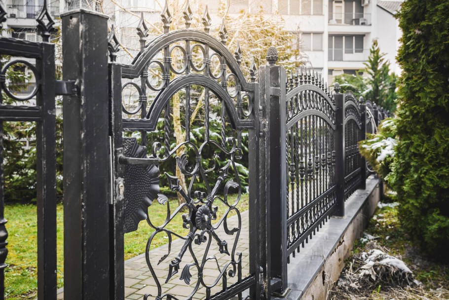 Шпалера ДПК пергола