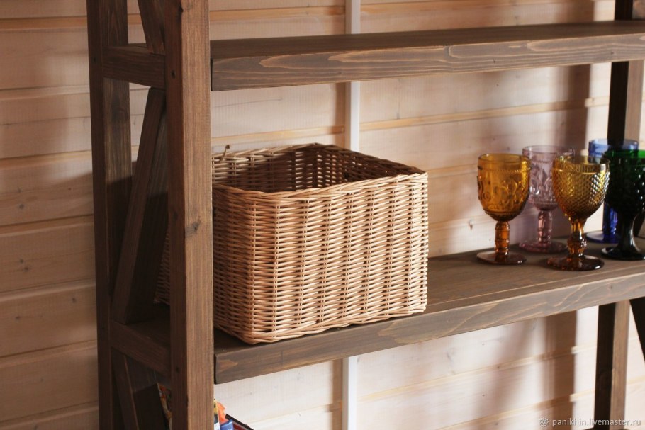 Полка из массива