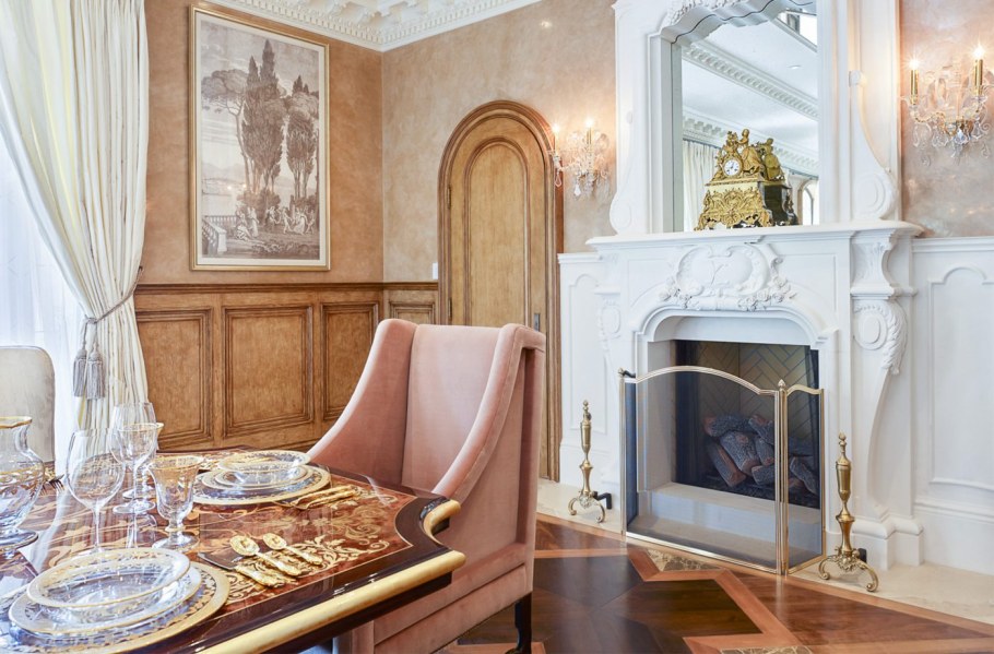 Дом в стиле Ренессанс внутри