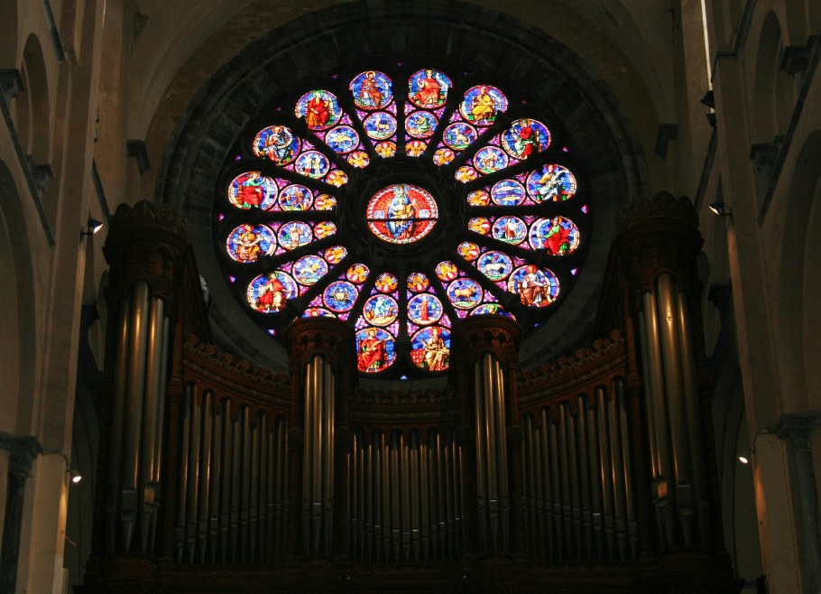 Кафедральный собор Реймса витраж