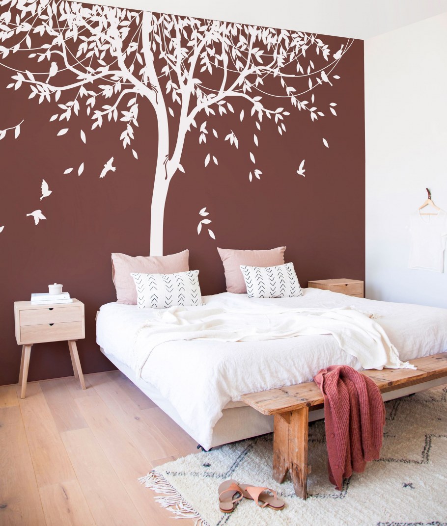 Орнамент на стене