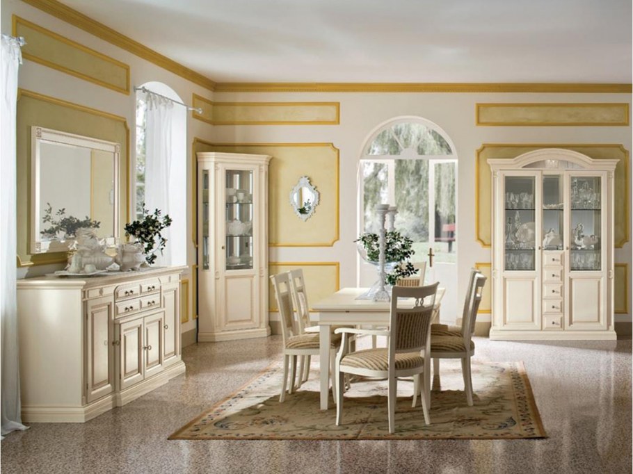 Итальянская стенка риомбини 1762 из массива