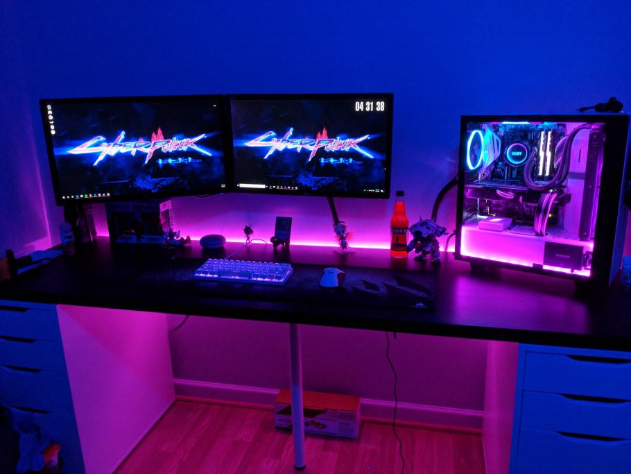 Синяя подсветка для комнаты