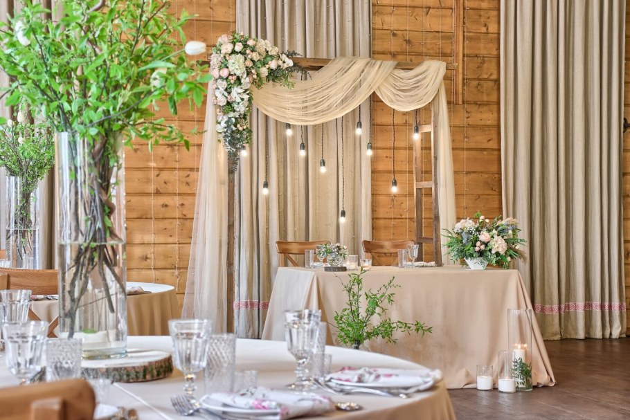 Лапландия зал рустик банкетный ресторан