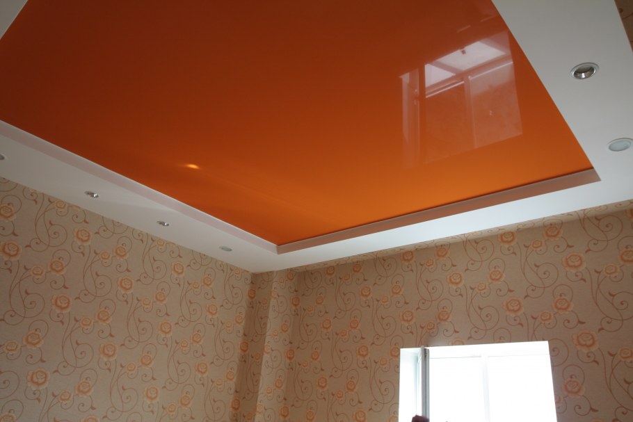 Потолок фигурний из гипсакартон