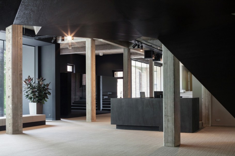 Старый кирпич в интерьере