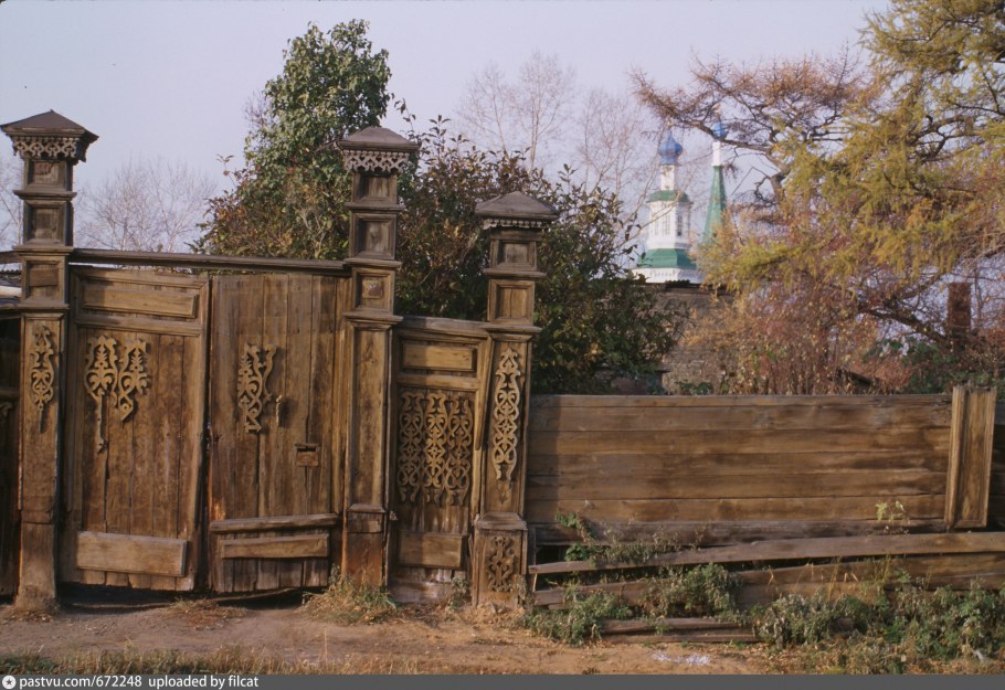 Покраска старого дома
