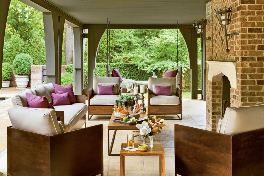 Цвет стен на веранде на даче