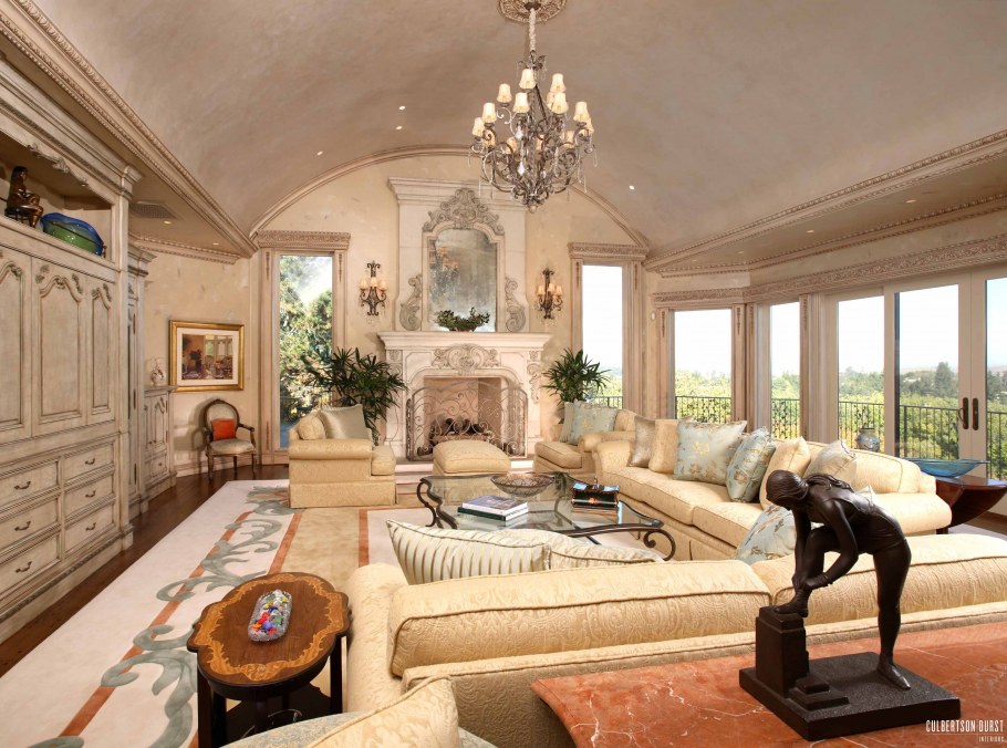 Гостиная в стиле Шато