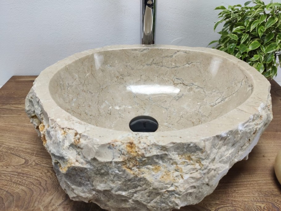Мраморный умывальник