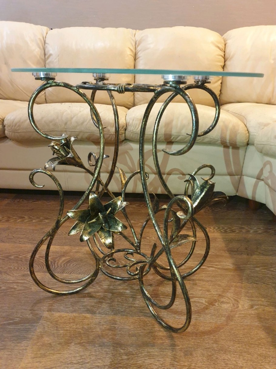 Кованый столик