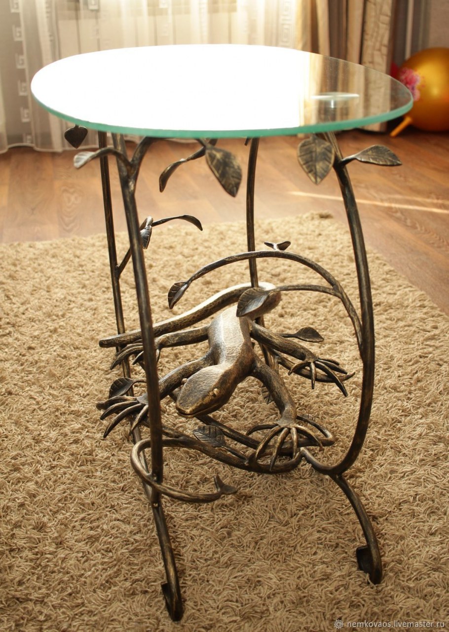 Кованый столик