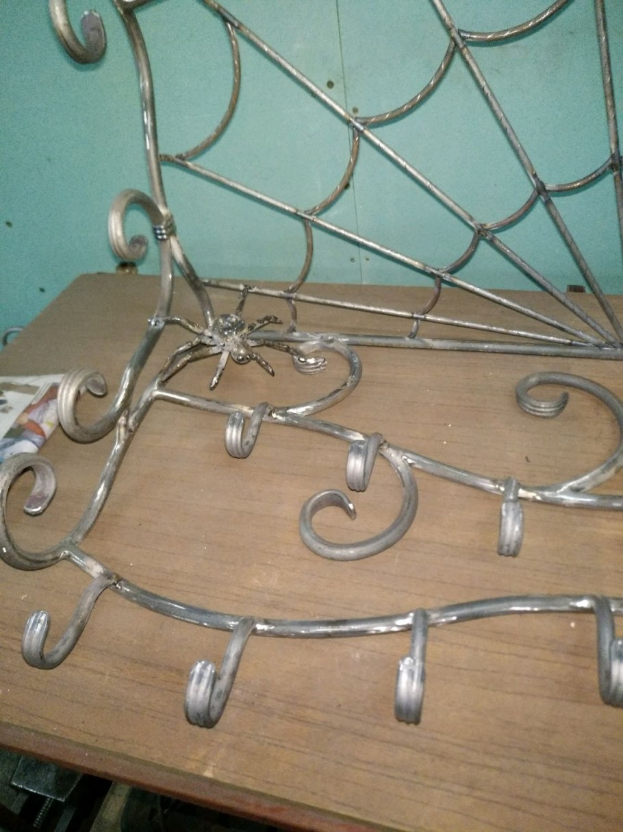 Ковка Виноградная лоза Вьюн