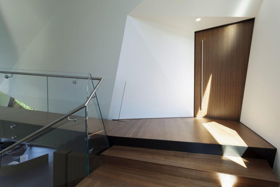 Деконструктивизм в интерьере освещение