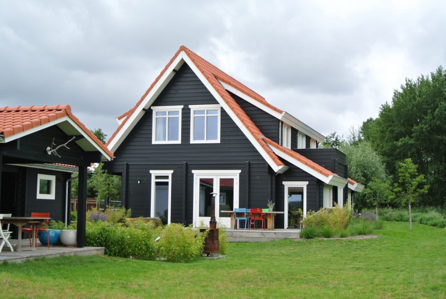 Дом в шведском стиле снаружи