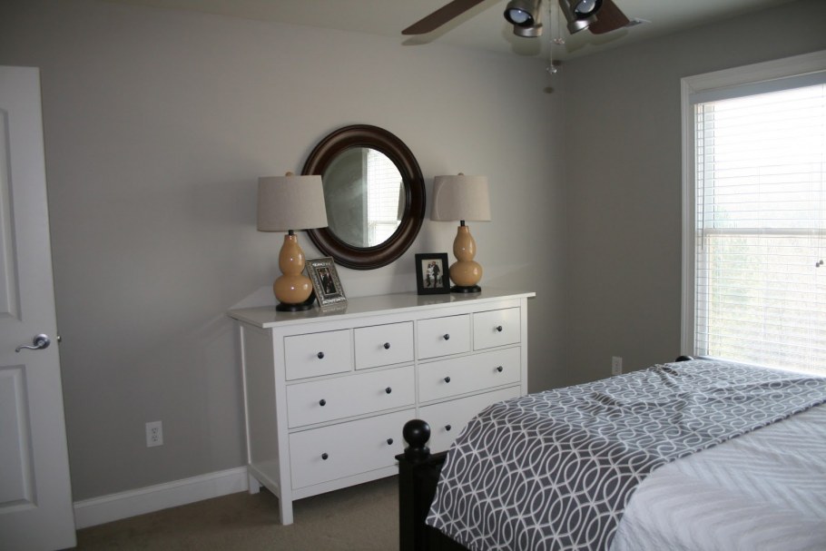 Серая краска для стен