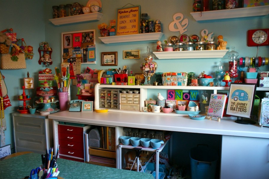 Комната для рукоделия швейная мастерская