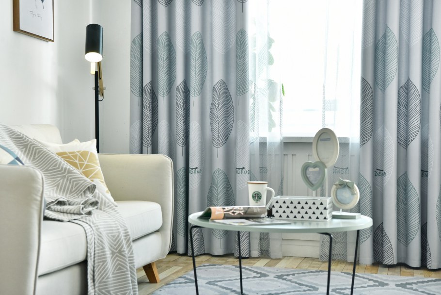 Шторы в квартире в скандинавском стиле