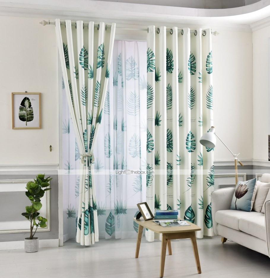 Синие шторы в скандинавском интерьере