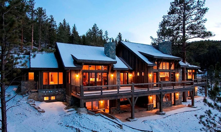 Особняки из камня и дерева в Канаде