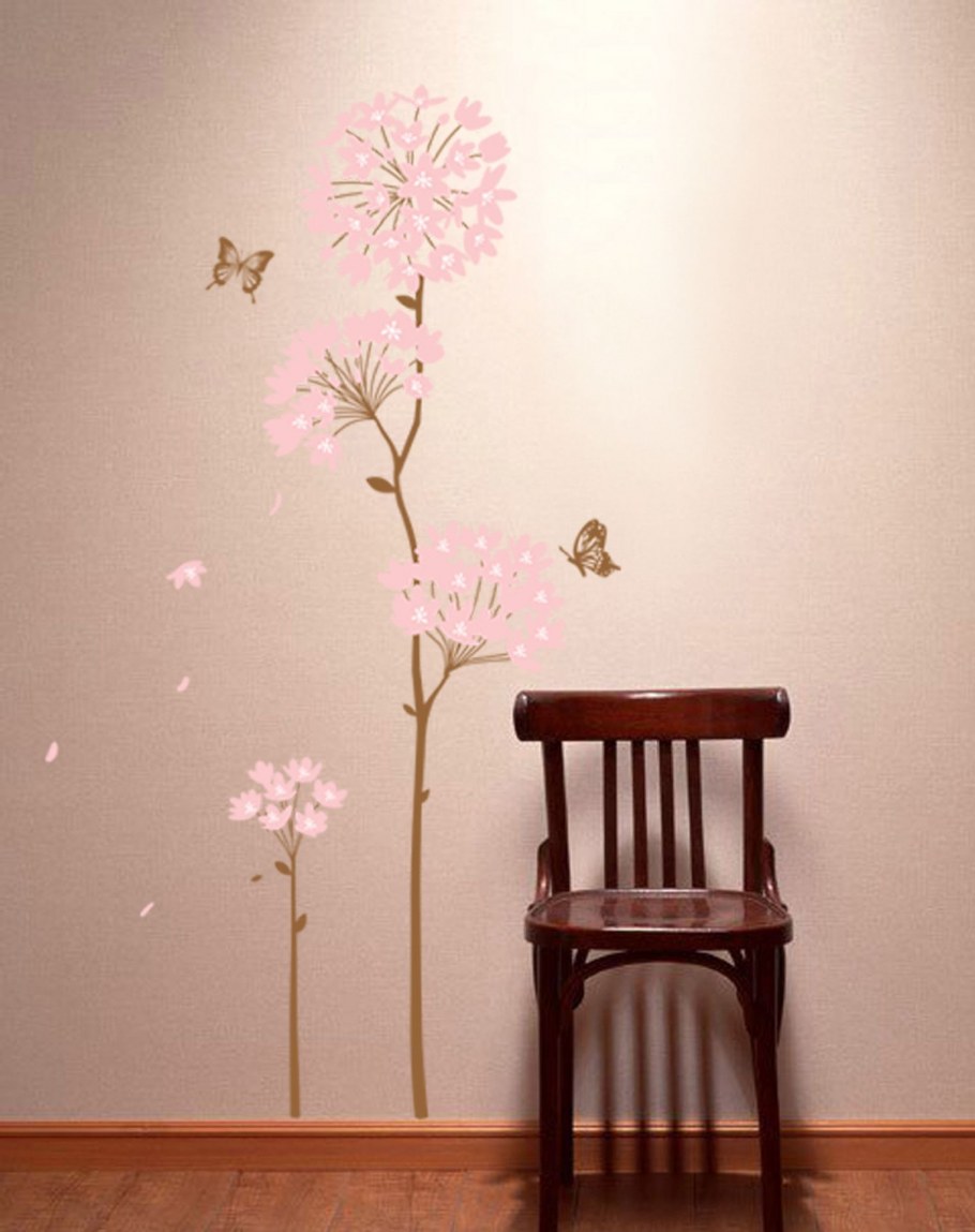 Клейкие декоры для стен