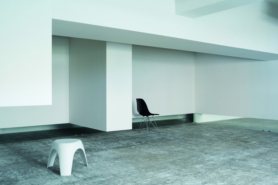 Кровать парящая в воздухе