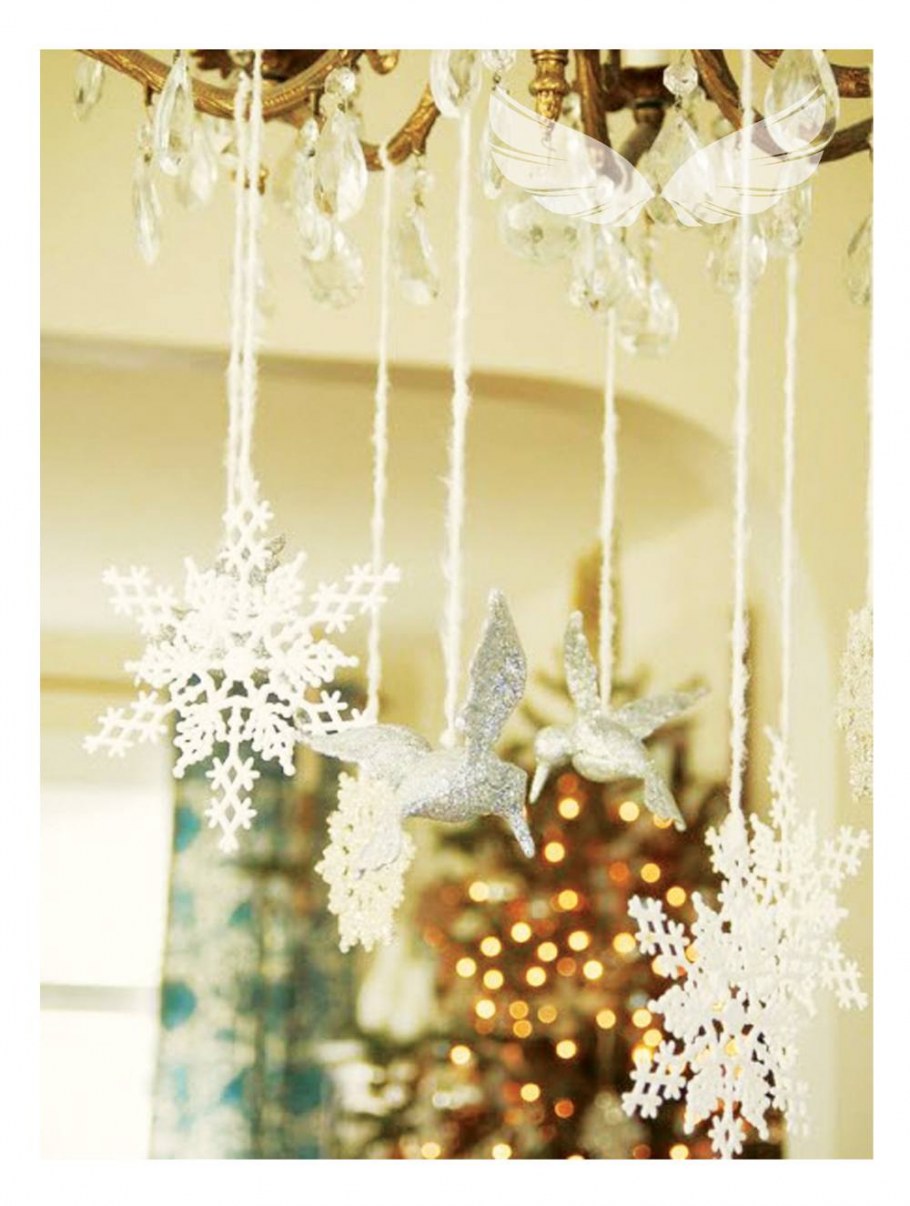 Новогоднее украшение комнаты