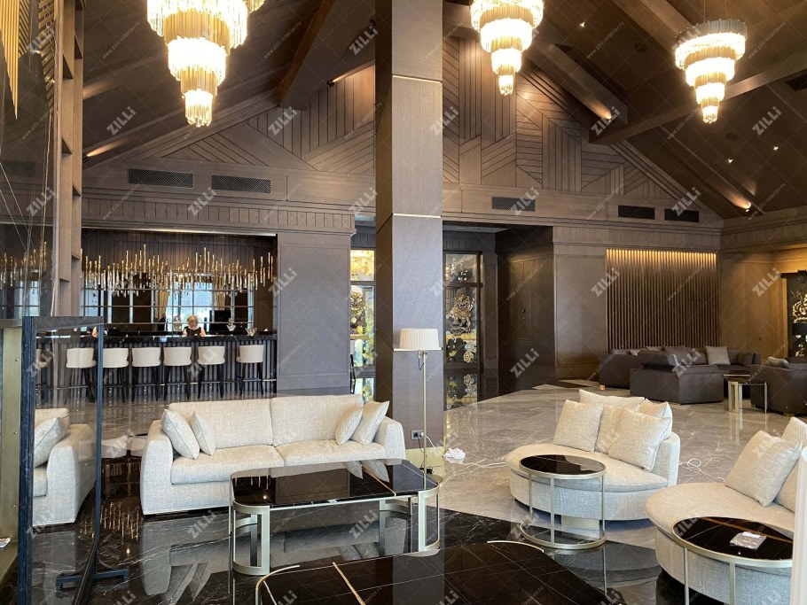 Колонны в интерьере Модерн