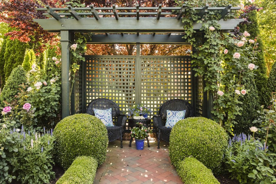 Перголы в сады Англии