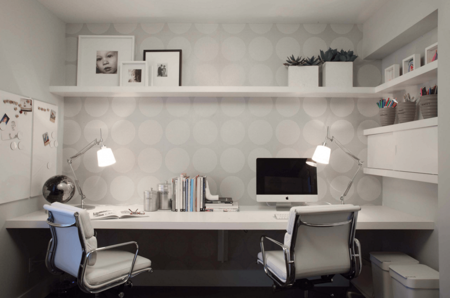 Рабочее место в кабинете