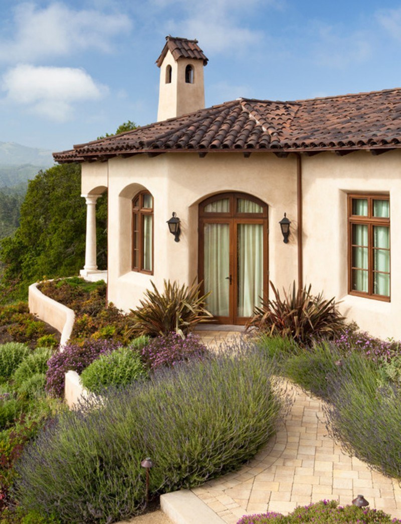 Вилла в средиземноморском стиле в Испании