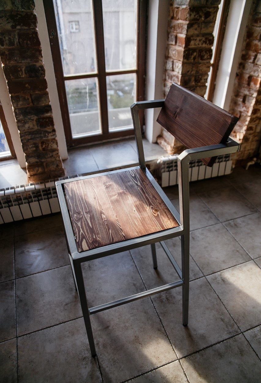 Кресло лофт массив